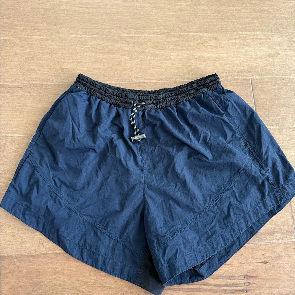 LULULEMON EVERGREEN SHORTS!!!
